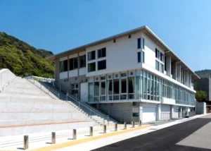 六甲ケーブル下バス停の凸凹舗装工事